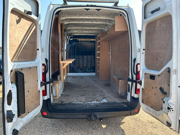 Renault master 2.3 DCI LWB **price inc vat** 371534019