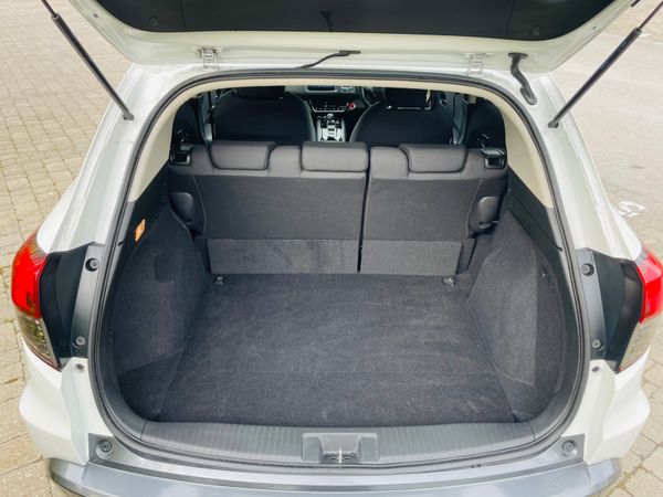 2018 HONDA VEZEL 1.5 HYBIRD AUTOMATIC HIGH SPEC 371531837