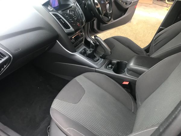 141 Ford Focus 1.6 Petrol New Nct. 371565973