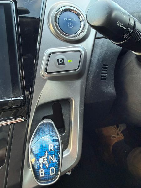 2016 Toyota Prius Plus/alpha1.8 Hybrid auto 7Seate 371587195