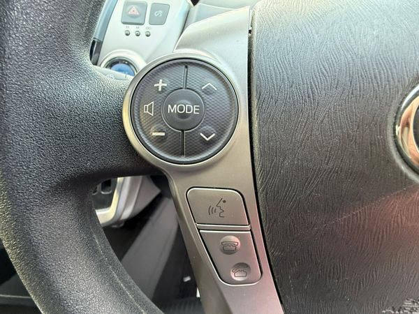 2016 Toyota Prius Plus/alpha1.8 Hybrid auto 7Seate 371587192