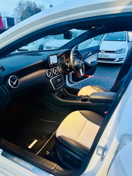 MERCEDES A-CLASS 2014/03 1.6L PETROL AUTOMATIC 371635130