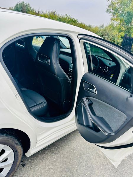 MERCEDES A-CLASS WHITE 2016 1.6L PETROL AUTOMATIC 371637805