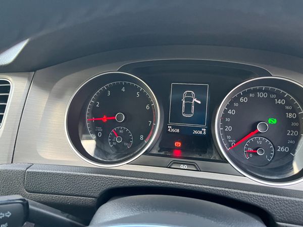 VOLKSWAGEN GOLF 2016, 1.2 TSI 5DR AUTO LOW KMS 371646504