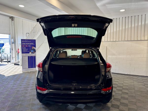 2016 Hyundai Tucson 1.7D Executive Model_high spec 371655671