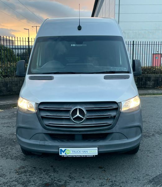 2019 Sprinter 314/43,AC,Cruise Rear Loading Ramp 371683369