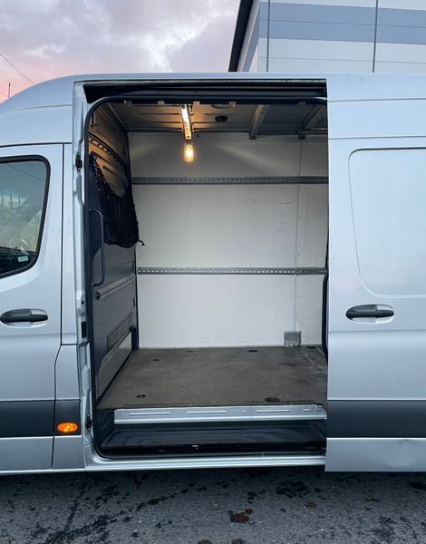 2019 Sprinter 314/43,AC,Cruise Rear Loading Ramp 371683371