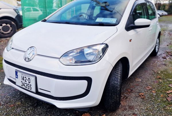 Volkswagen up! 2014 371698032