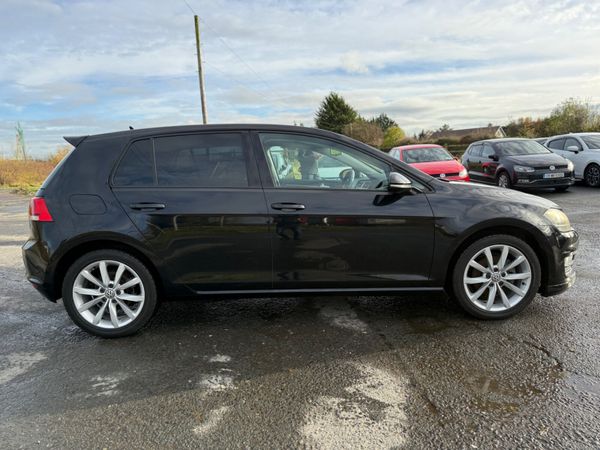 VOLKSWAGEN GOLF BLACK 2016 1.4L PETROL AUTOMATIC 371717752
