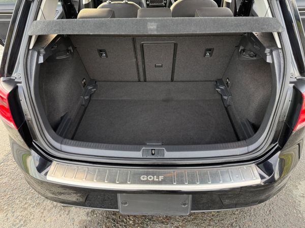 VOLKSWAGEN GOLF BLACK 2016 1.4L PETROL AUTOMATIC 371717766