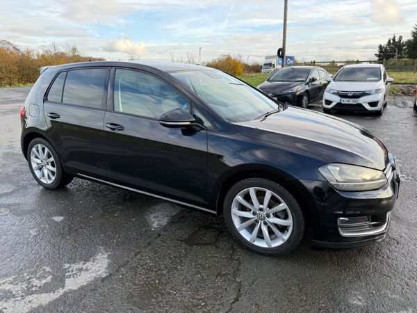 VOLKSWAGEN GOLF BLACK 2016 1.4L PETROL AUTOMATIC 371717772