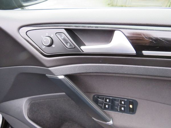 Volkswagen Golf 2018 5DR HIGHLINE IN BLACK 371771771