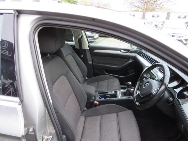 Volkswagen Passat 2015 6 SPEED DIESEL BARGAIN BUY 371772209