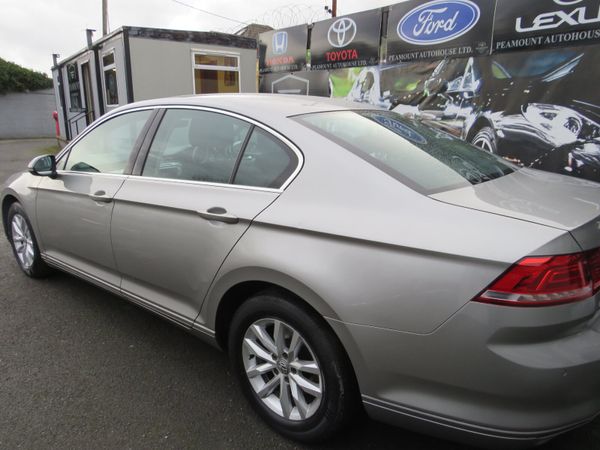 Volkswagen Passat 2015 6 SPEED DIESEL BARGAIN BUY 371772211