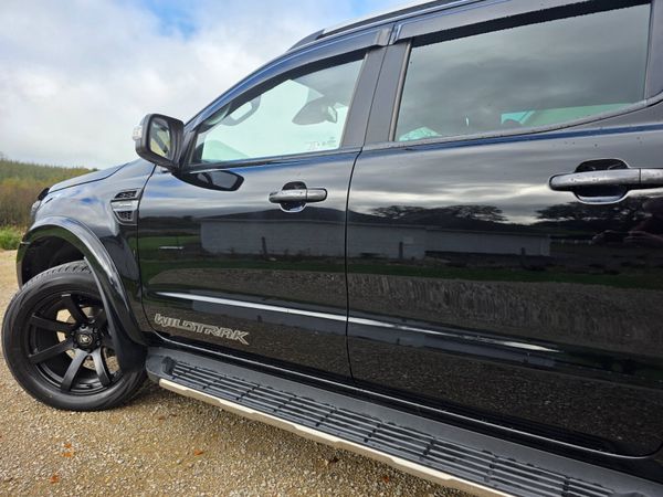 Ford Ranger 2019 371795285