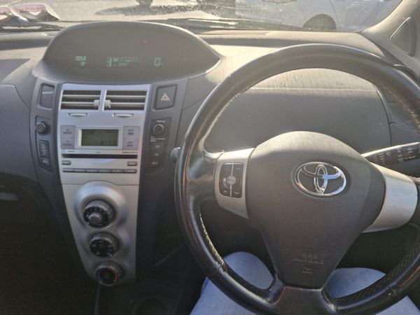 Toyota Yaris 2007 371797015