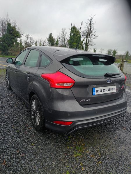 Ford Focus 2016 371818214