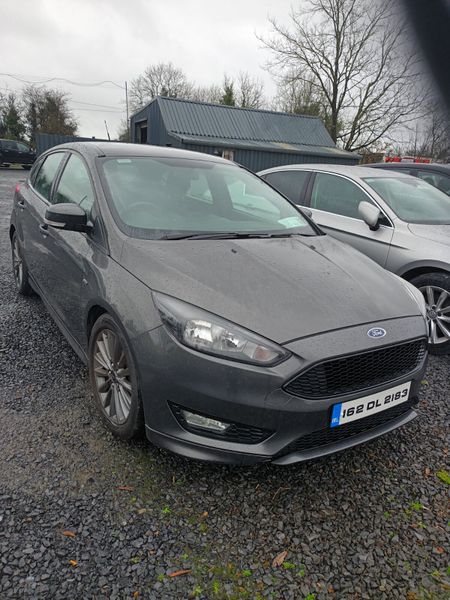 Ford Focus 2016 371818213