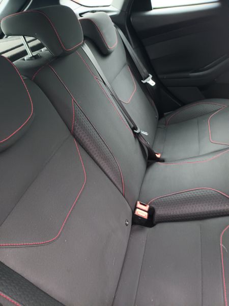 Ford Focus 2016 371818690