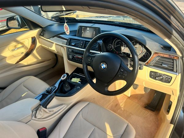 BMW 318 SE AUTO 371812952