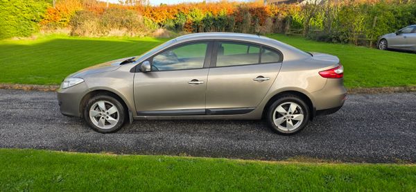 Renault Fluence 2013 371825686