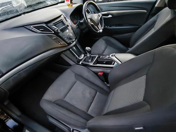 Hyundai i40 Executive 1.7CRDi new NCT 371858637