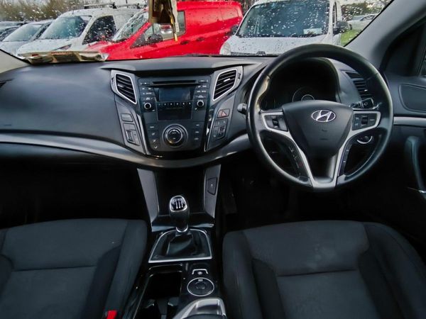 Hyundai i40 Executive 1.7CRDi new NCT 371858639