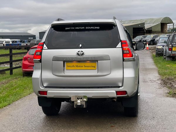 192 Toyota Landcruiser 2.8D4D Spotless**181kms 371869408