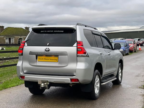 192 Toyota Landcruiser 2.8D4D Spotless**181kms 371869409