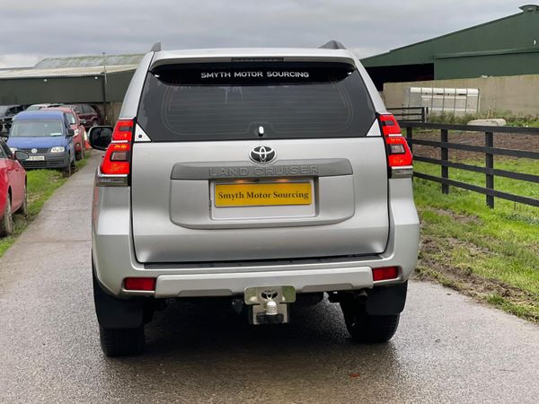 192 Toyota Landcruiser 2.8D4D Spotless**181kms 371869403