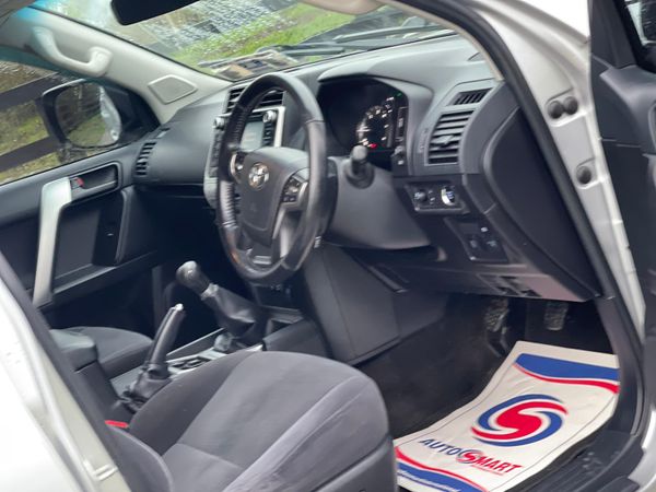 192 Toyota Landcruiser 2.8D4D Spotless**181kms 371869414