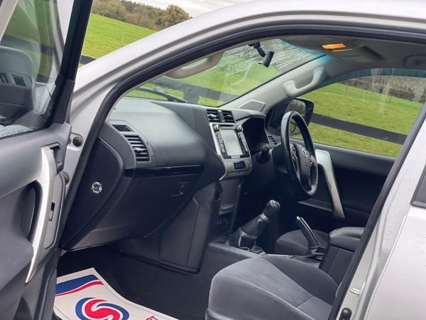 192 Toyota Landcruiser 2.8D4D Spotless**181kms 371869413