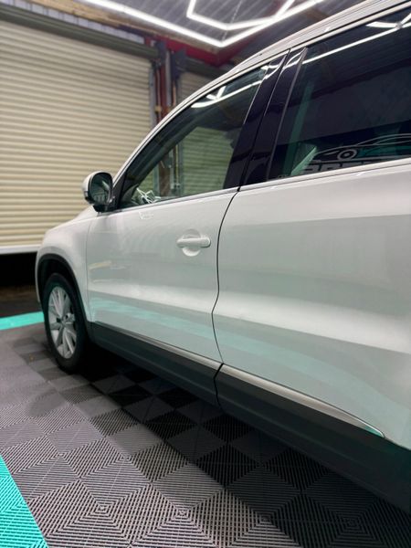 Volkswagen Tiguan 2014 - Automatic + Low mileage! 371869918