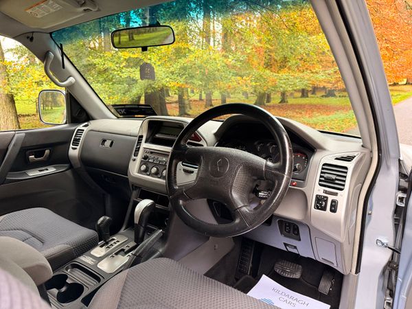 Mitsubishi Pajero 2005 Diesel Auto 371885510