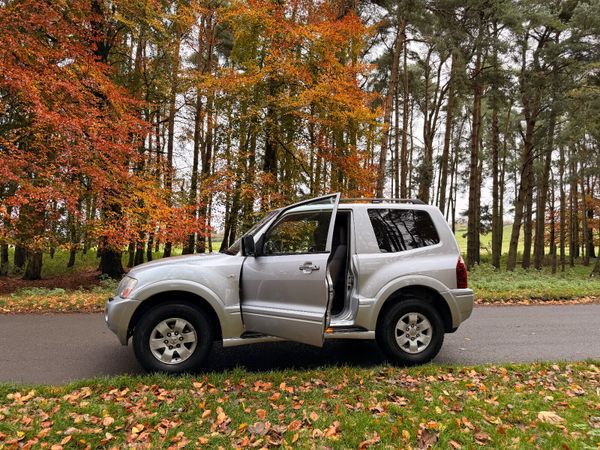 Mitsubishi Pajero 2005 Diesel Auto 371885527