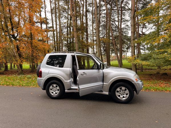 Mitsubishi Pajero 2005 Diesel Auto 371885529