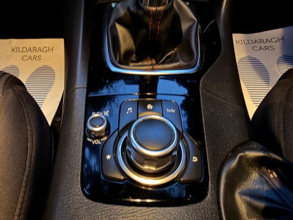 Mazda 3 Diesel Saloon 2015 371887194