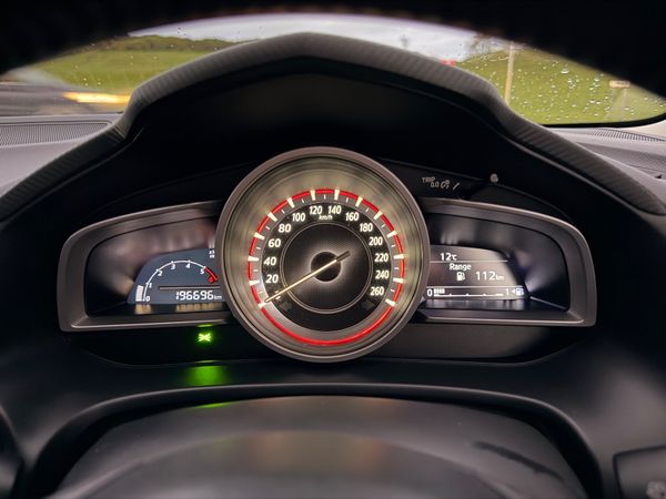 Mazda 3 Diesel Saloon 2015 371887204