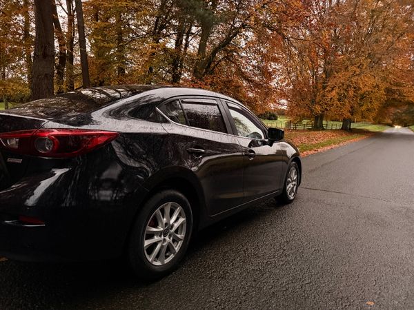 Mazda 3 Diesel Saloon 2015 371887208