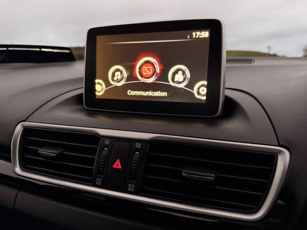 Mazda 3 Diesel Saloon 2015 371887202