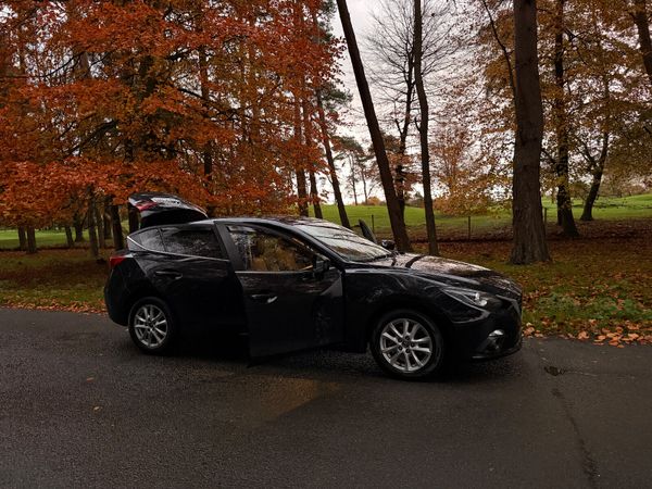 Mazda 3 Diesel Saloon 2015 371887222