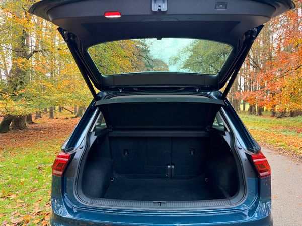 Volkswagen Tiguan 2021 Elegance 371924065