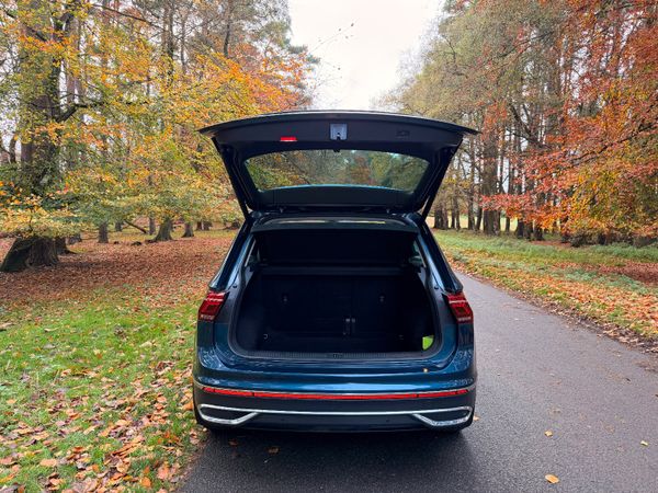 Volkswagen Tiguan 2021 Elegance 371924063