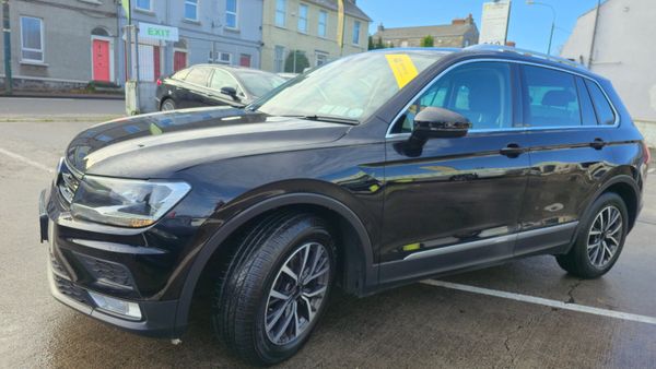 Volkswagen Tiguan 2017 AA APPROVED 371955215