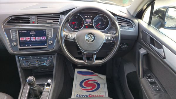 Volkswagen Tiguan 2017 AA APPROVED 371955305