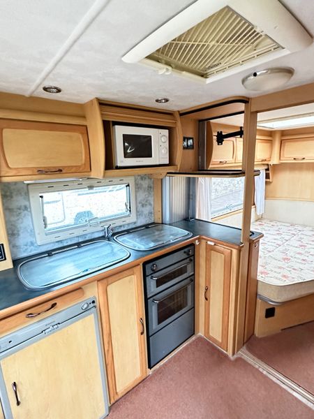 ✨STUNNING ELDDIS ODYSSEY 4 BERTH FIXED BED✨ 371969191