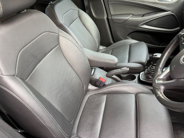 Opel Crossland 2022 371977660