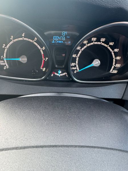 161 Ford Fiesta Zetec 1.0L Duratec 65PS.. Low KMs 371997224