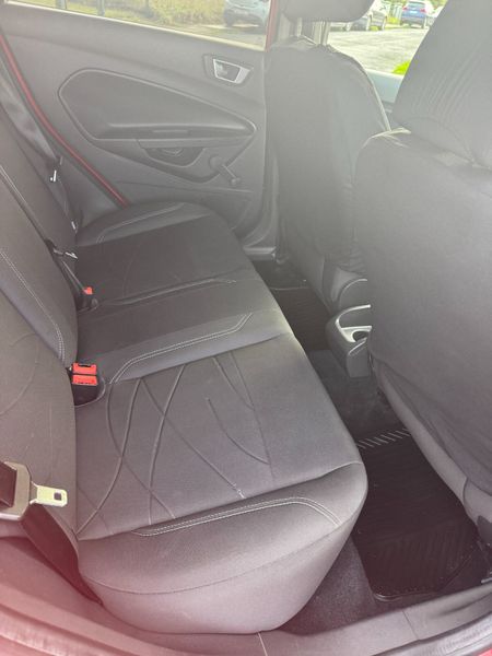 161 Ford Fiesta Zetec 1.0L Duratec 65PS.. Low KMs 371997237