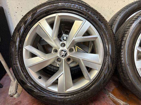 Skoda Kodiaq 19” Alloys 371997904